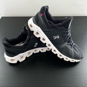 On Cloud Cloudswift shoes